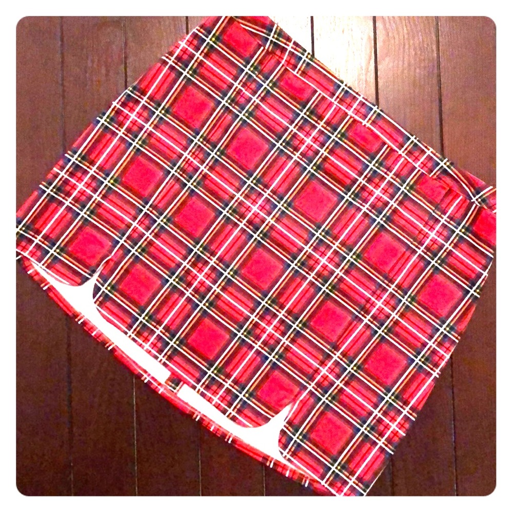 H&M Red Plaid Skirt